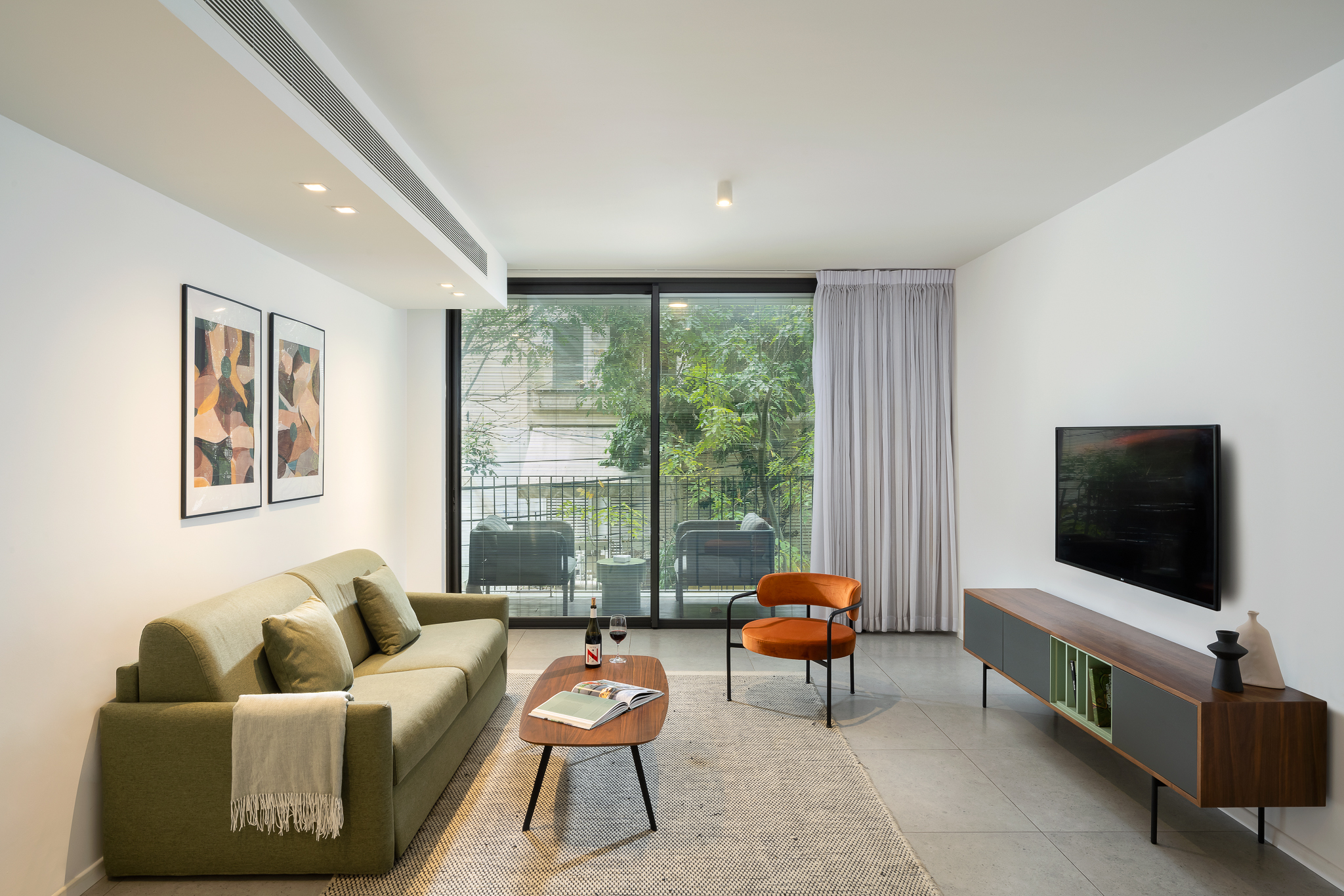 One Bedroom Apartment With Balcony - Living Area